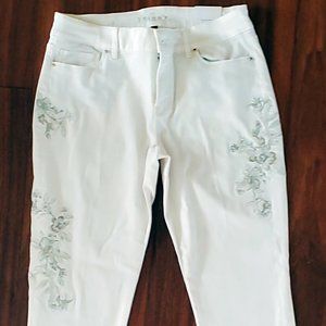 White House Black Market skinny white crop jeans
